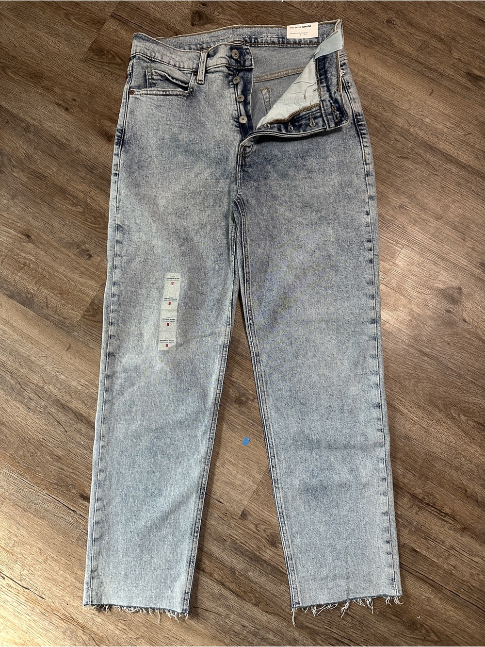 Old Navy Womens Button Fly Sky-Hi Straight Jeans 8 Acid Wash High Rise Raw Hem